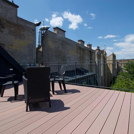 Premium Apartment By Hi5 - Penthouse Studio + Rooftop Будапеща Екстериор снимка