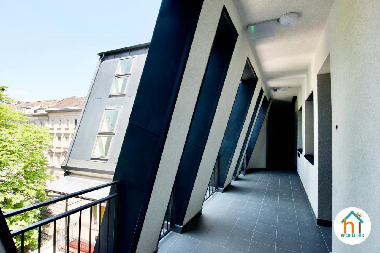 Premium Apartment By Hi5 - Penthouse Studio + Rooftop Будапеща Екстериор снимка