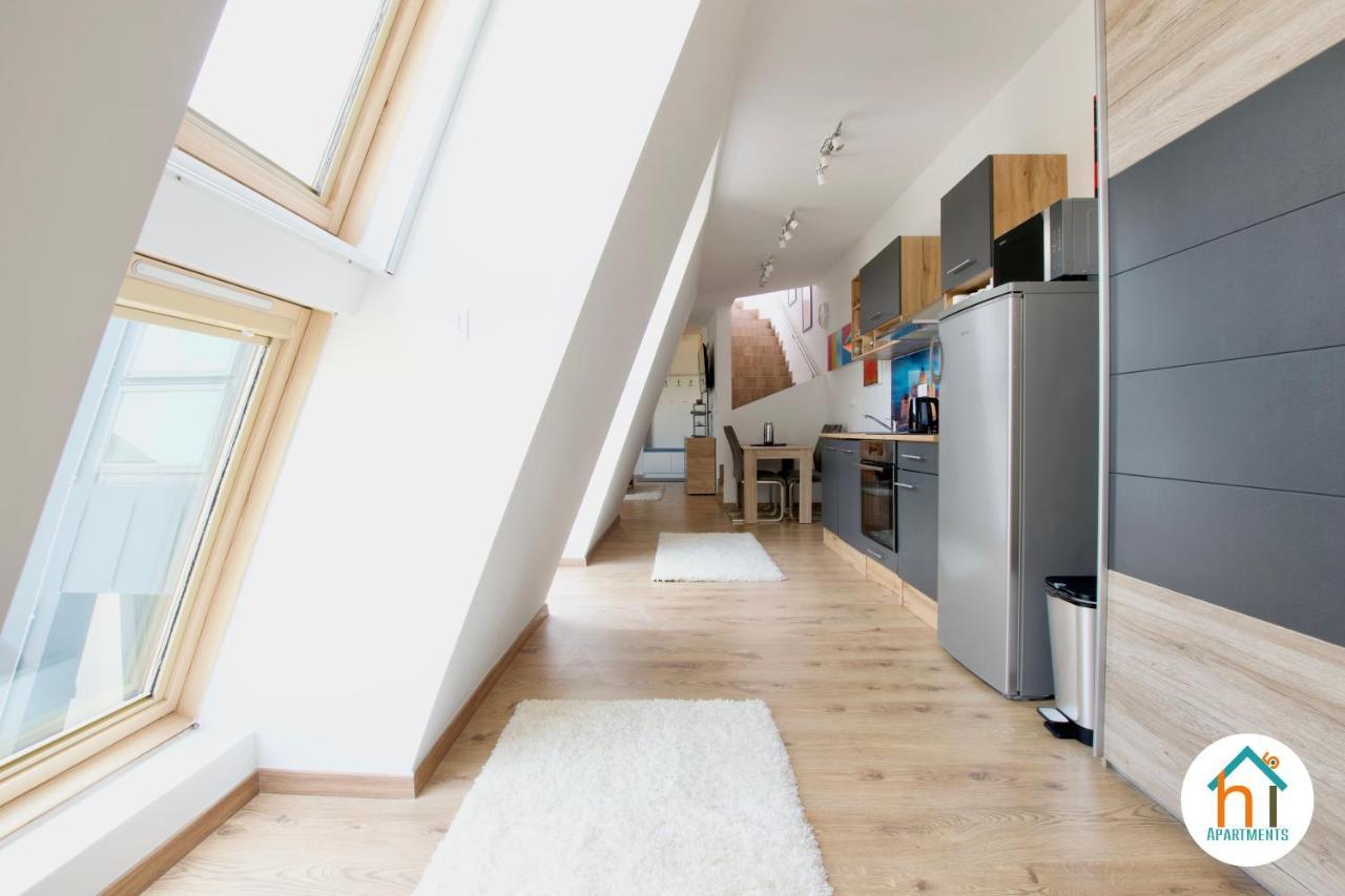Premium Apartment By Hi5 - Penthouse Studio + Rooftop Будапеща Екстериор снимка