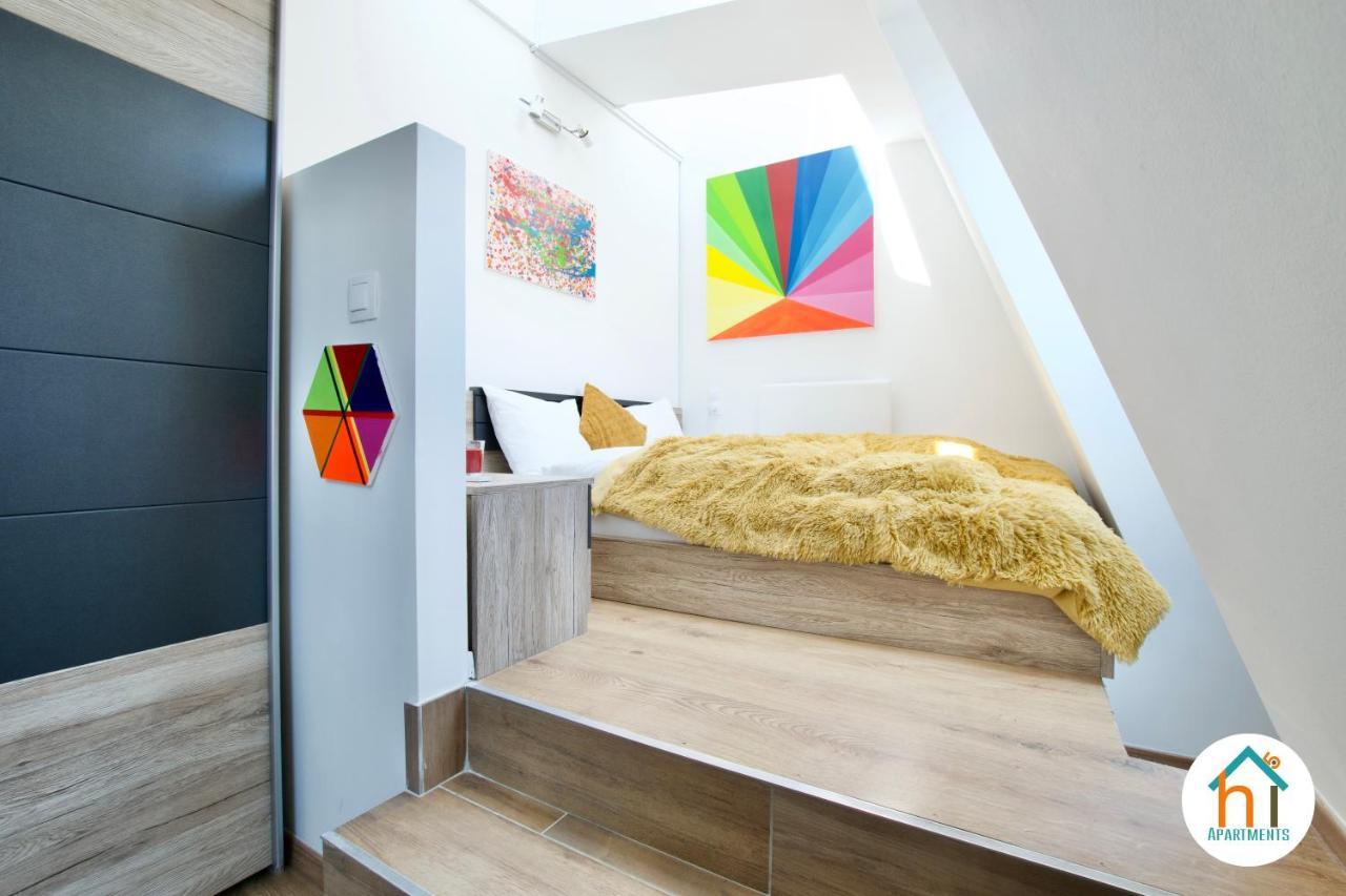 Premium Apartment By Hi5 - Penthouse Studio + Rooftop Будапеща Екстериор снимка