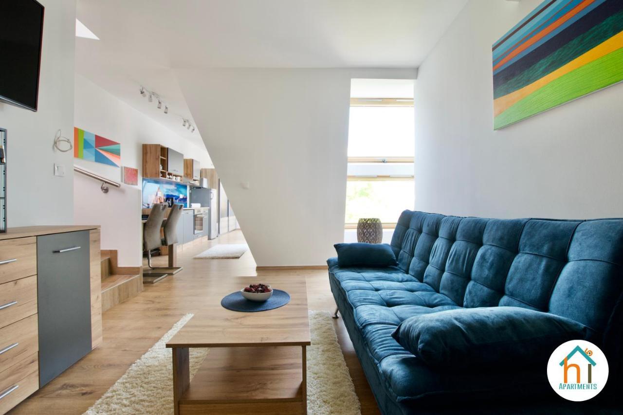 Premium Apartment By Hi5 - Penthouse Studio + Rooftop Будапеща Екстериор снимка